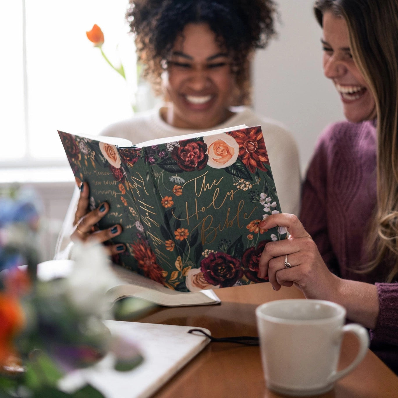 ESV Large Print Journaling Bible: Hollis, New Hampshire Theme